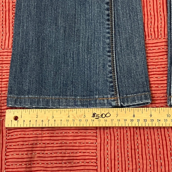 Women’s W30L30 British jeans Makers of True Originals lightly flared - Picture 14 of 16